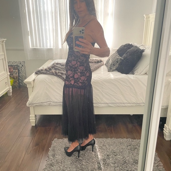 LACE DRESS - Picture 4 of 6